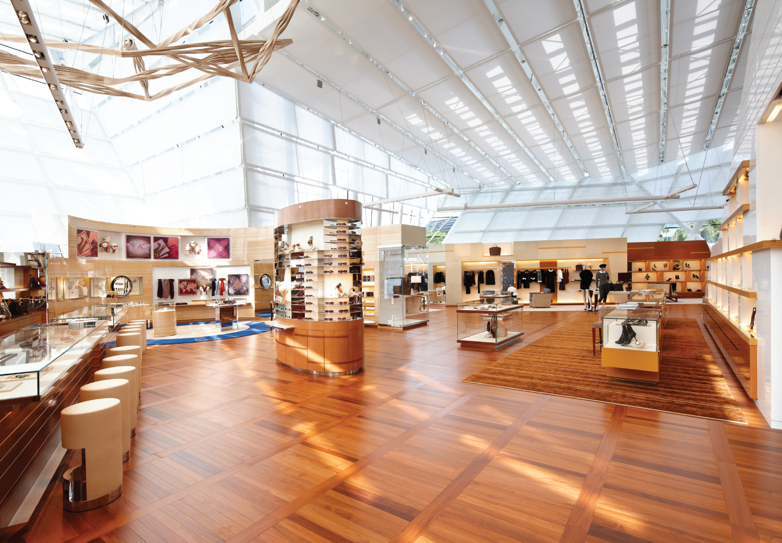 LOUIS VUITTON SEATTLE — WINICK ARCHITECTS